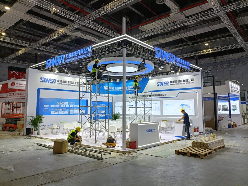 现场搭建施工过程